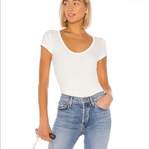NWT AGOLDE short sleeve rib bodysuit in white sz M